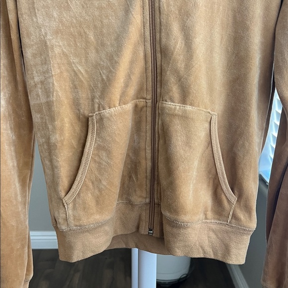 Max Studio Camel Zip-Up Hoodie - Picture 4 of 9